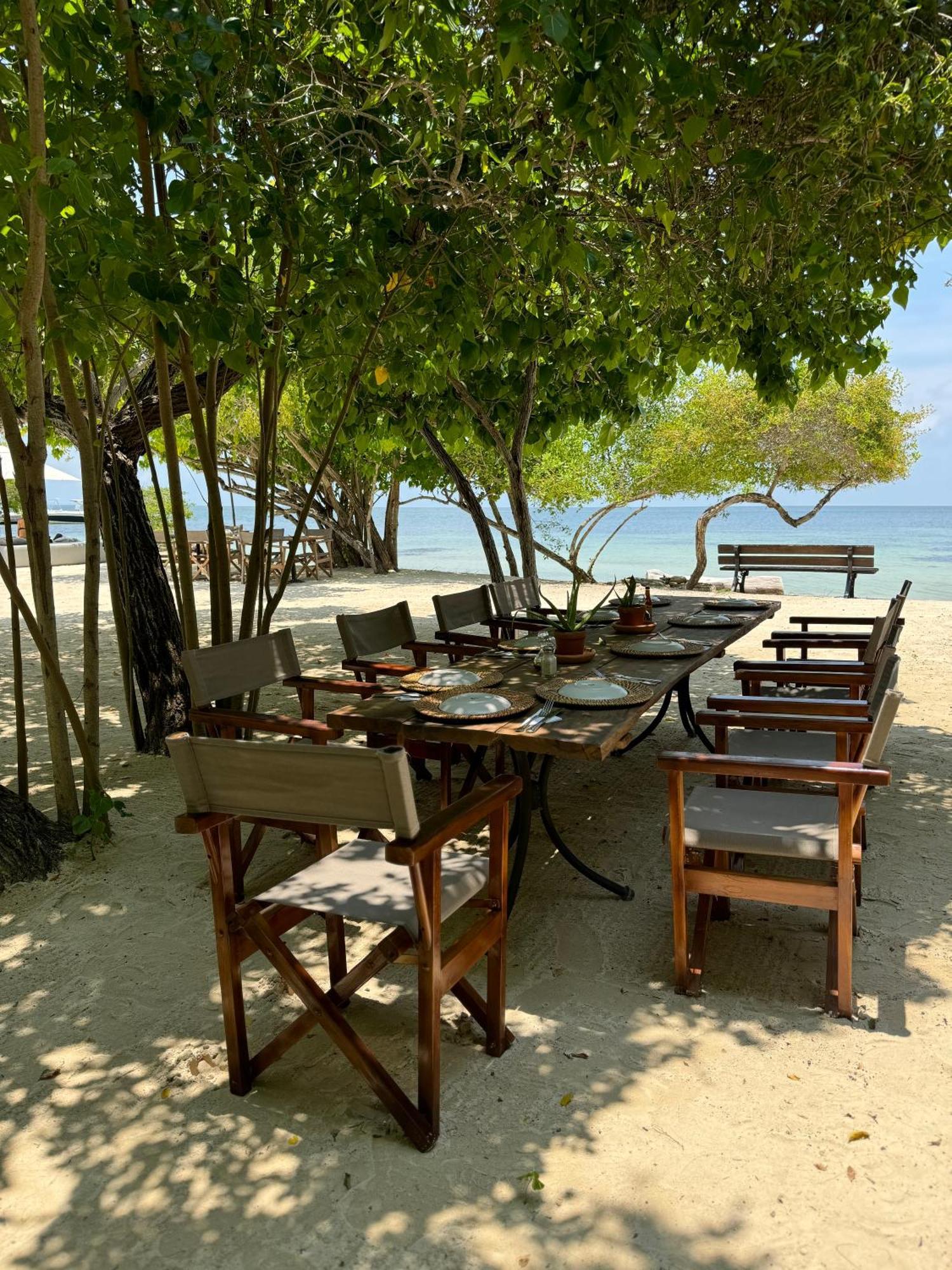 Sabai Beach Hotel Бару Екстер'єр фото