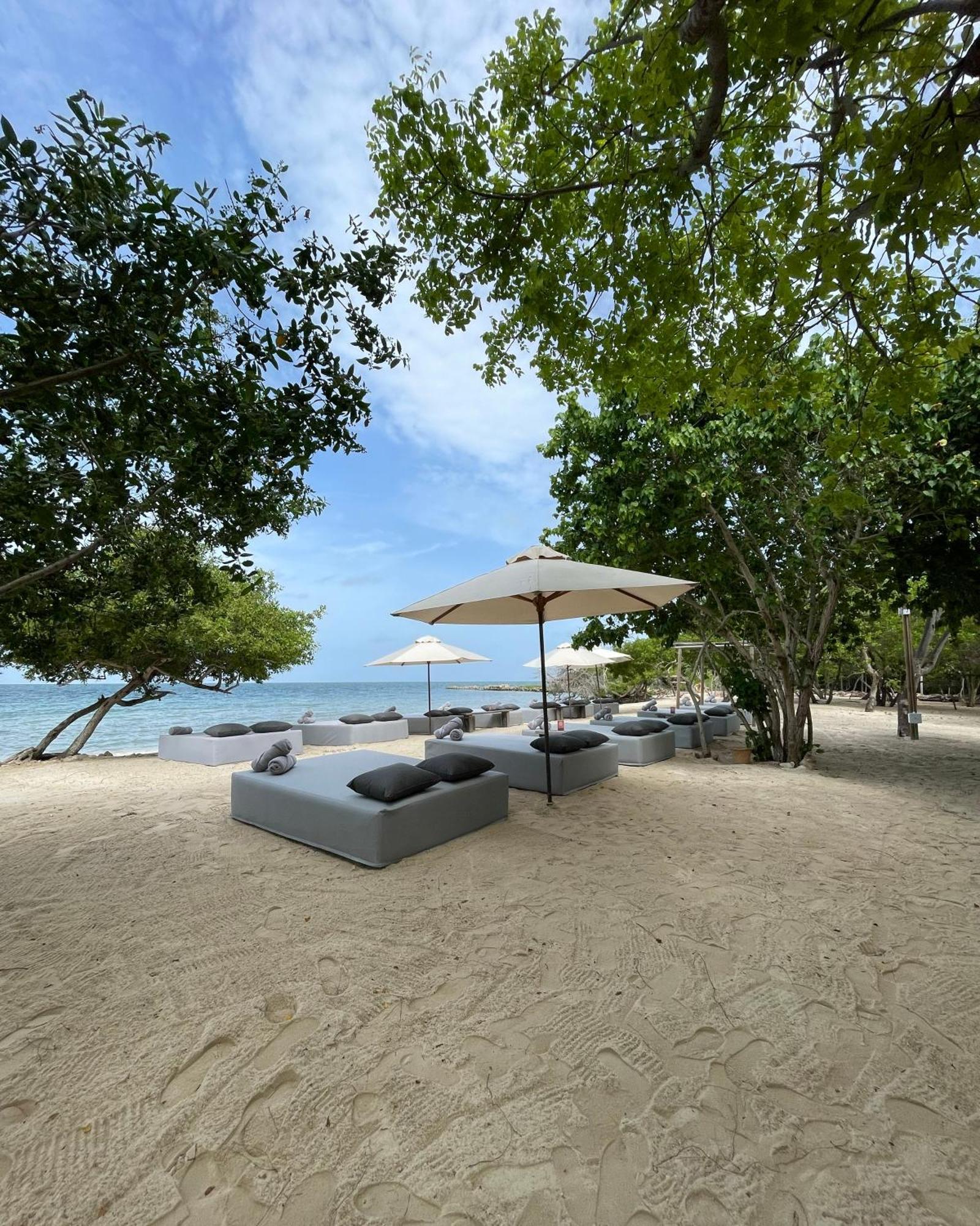 Sabai Beach Hotel Бару Екстер'єр фото