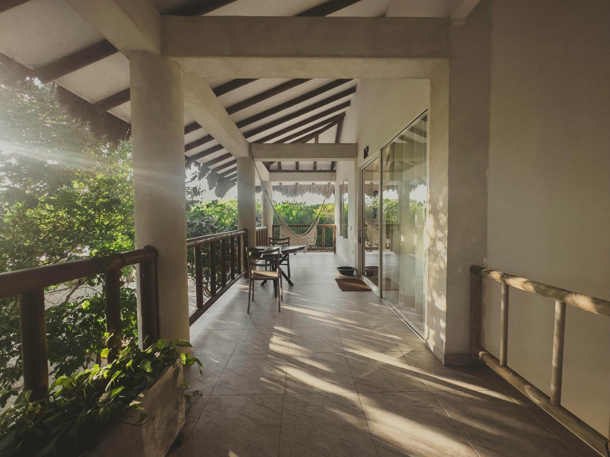 Sabai Beach Hotel Бару Екстер'єр фото